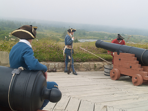 Prepping the cannon for firing Fortress of Louisbourg