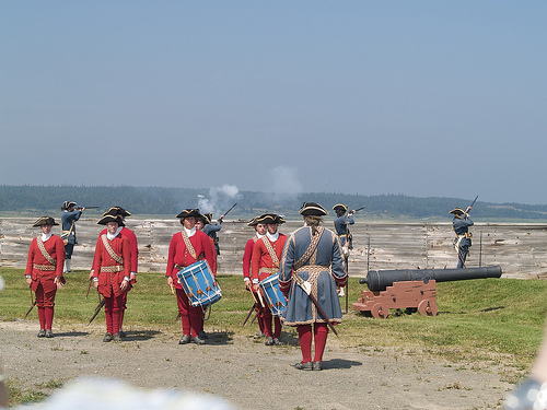 Musket firing demonstration Fortress of Louisbourg muscat firing