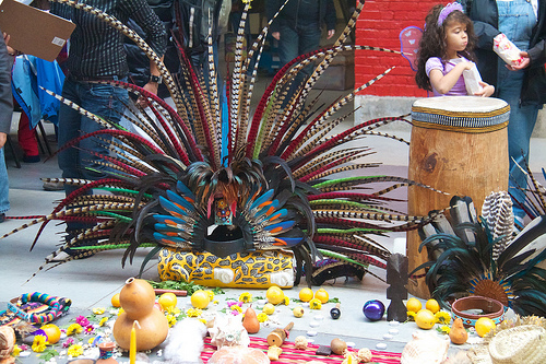 Aztec headdress Aztec headdress